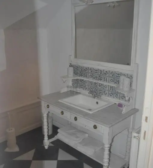 デラックスファミリールーム, B&b Kasteelhoeve De Tornaco