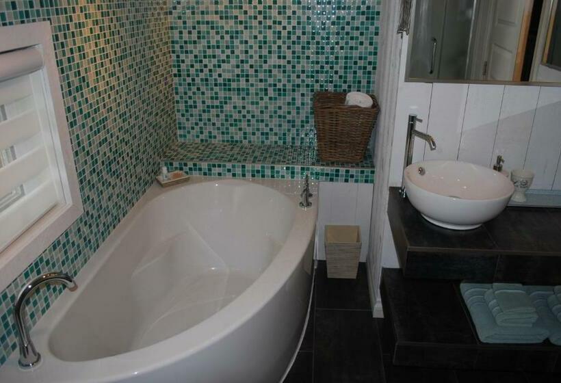 Номер Стандарт, Auberge Des Eaux Vives