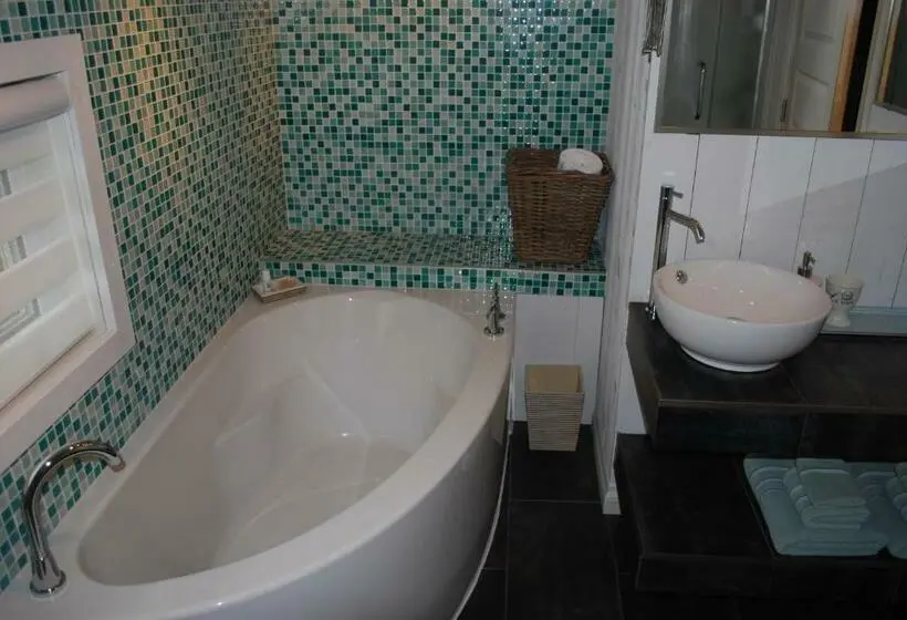 اتاق استاندارد, Auberge Des Eaux Vives