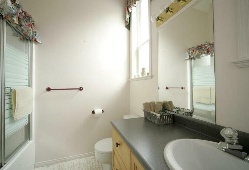 Premium Suite, Hummingbird Guesthouse