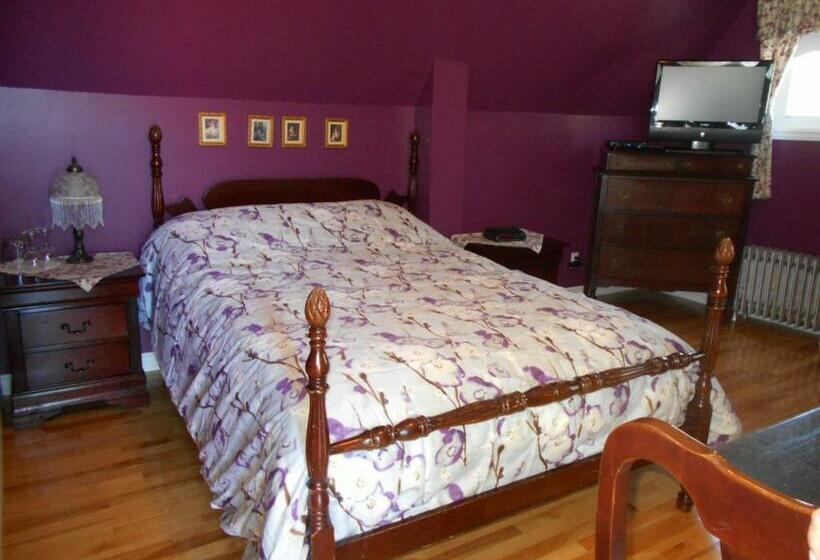 标准间, Le Gîte De La Sagouine