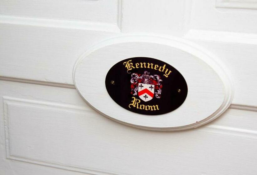 Suite King Size Seng, Colborne Bed And Breakfast