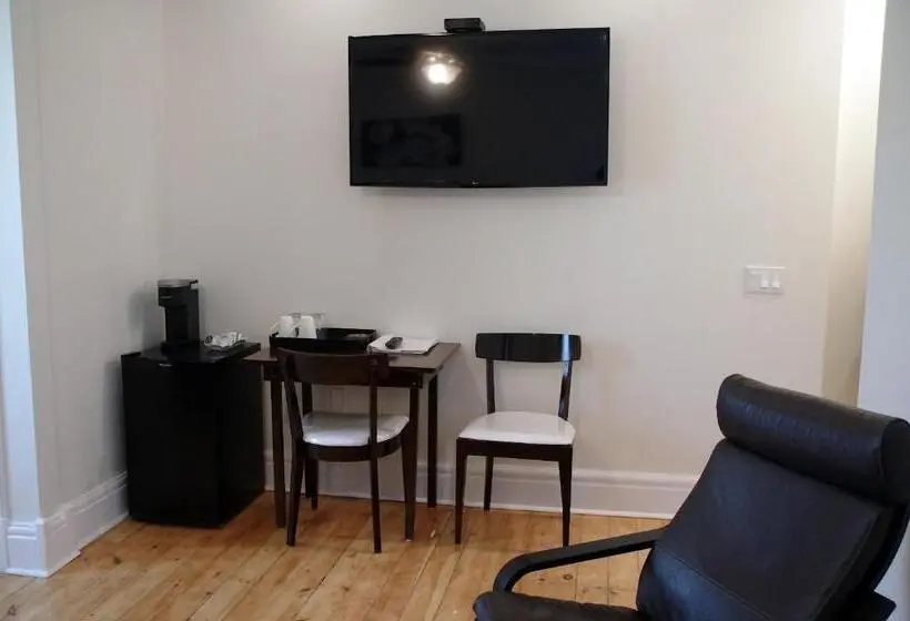 Suite Pat King, Colborne Bed And Breakfast