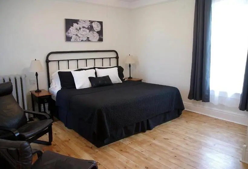 Suite Pat King, Colborne Bed And Breakfast