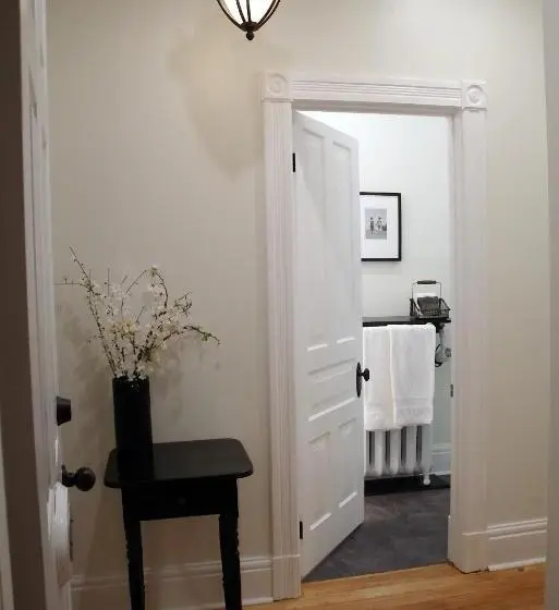 Suite Pat King, Colborne Bed And Breakfast
