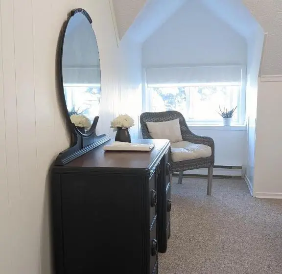 Suite Deluxe, Colborne Bed And Breakfast