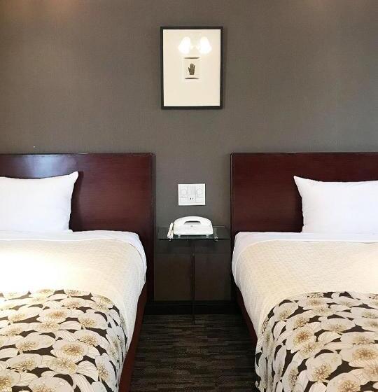 غرفة قياسية, Okus