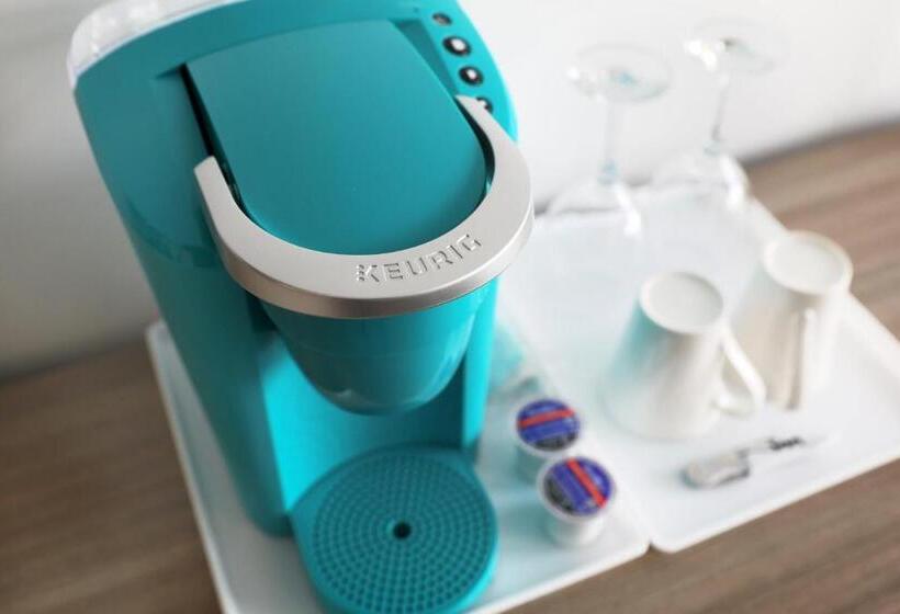 غرفة قياسية مطلّة علي البحر مزوَّدة بشُرفة, Plante