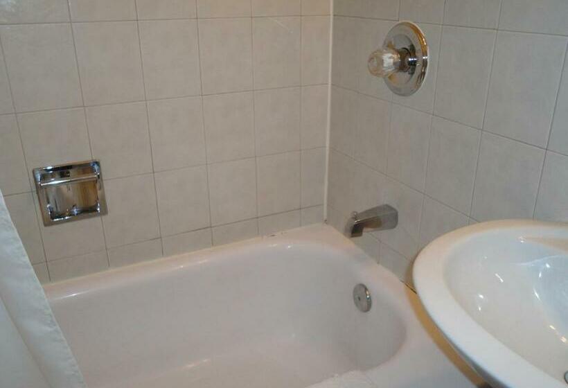 غرفة قياسية, St. Norbert