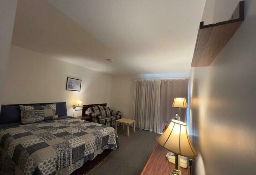 Номер Deluxe, Monashee Motel