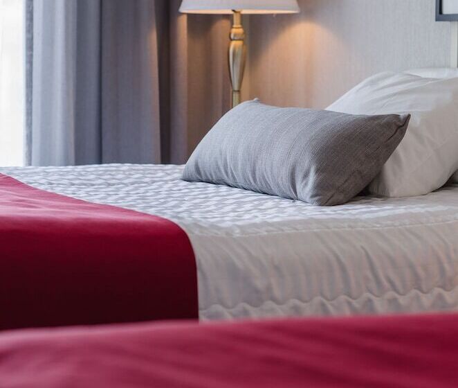 غرفه قياسيه سريرين مزدوجين, Motel Cartier