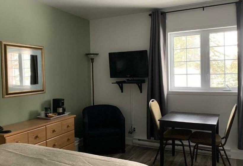 חדר סטנדרט, Motel Des Cascades