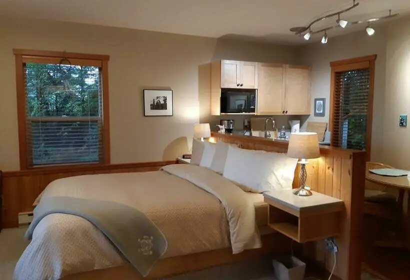 Sviitti, Reef Point Oceanfront Bed And Breakfast