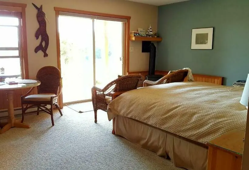 Sviitti King-vuode, Reef Point Oceanfront Bed And Breakfast
