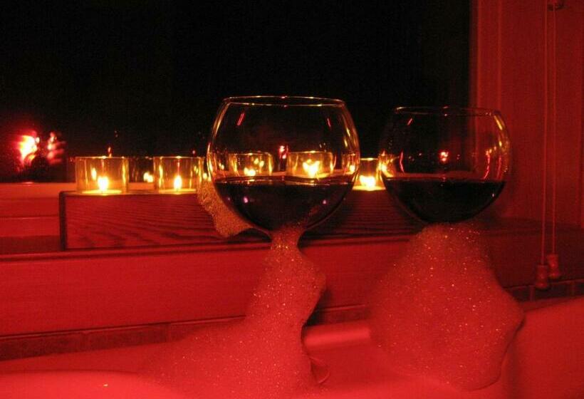 キングサイズベッドのスイートルーム, Reef Point Oceanfront Bed And Breakfast