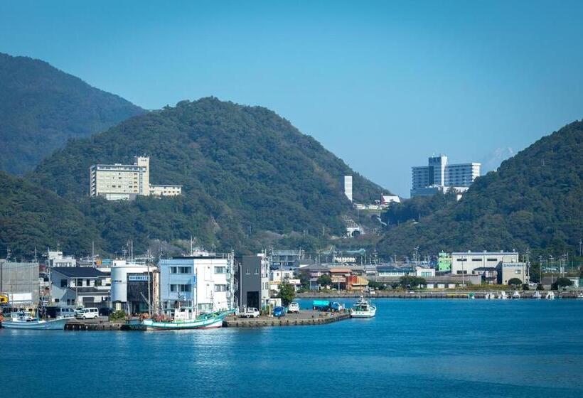 غرفة ديلوكس, Migiwaya