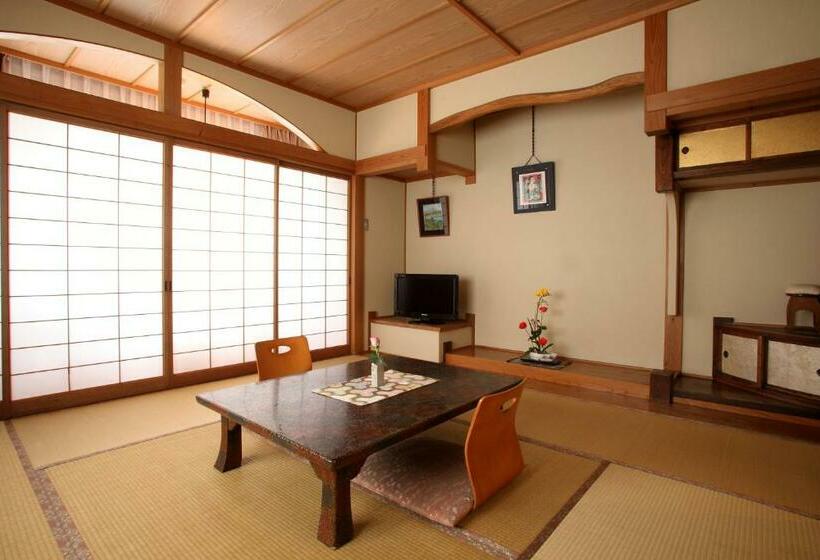 غرفة قياسية, Tsukasaya Ryokan