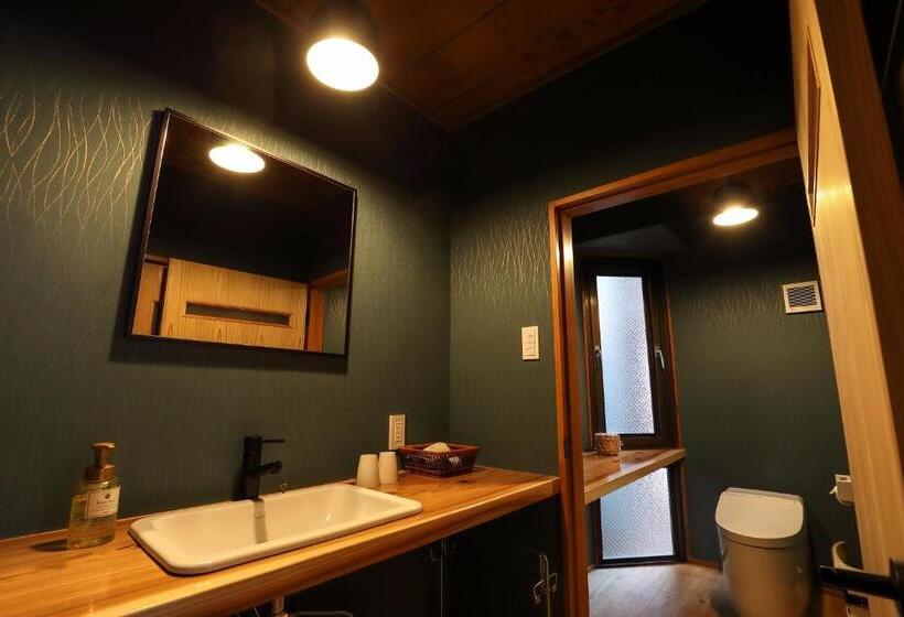 غرفة سوبيريور عائلية, Tsukasaya Ryokan