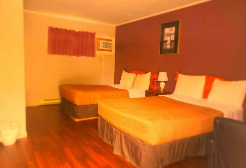 Номер Стандарт 2 Двуспальные Кровати, Wildwood Motel