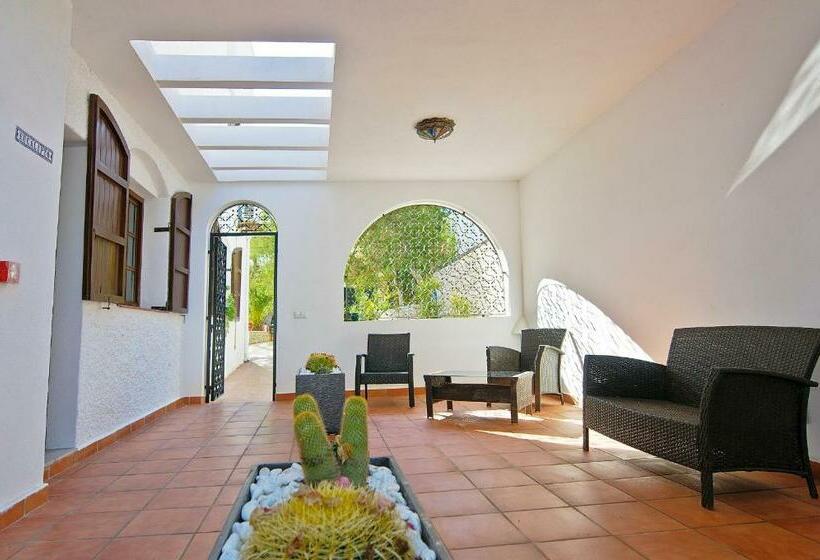 غرفة قياسية, Family Agua Amarga