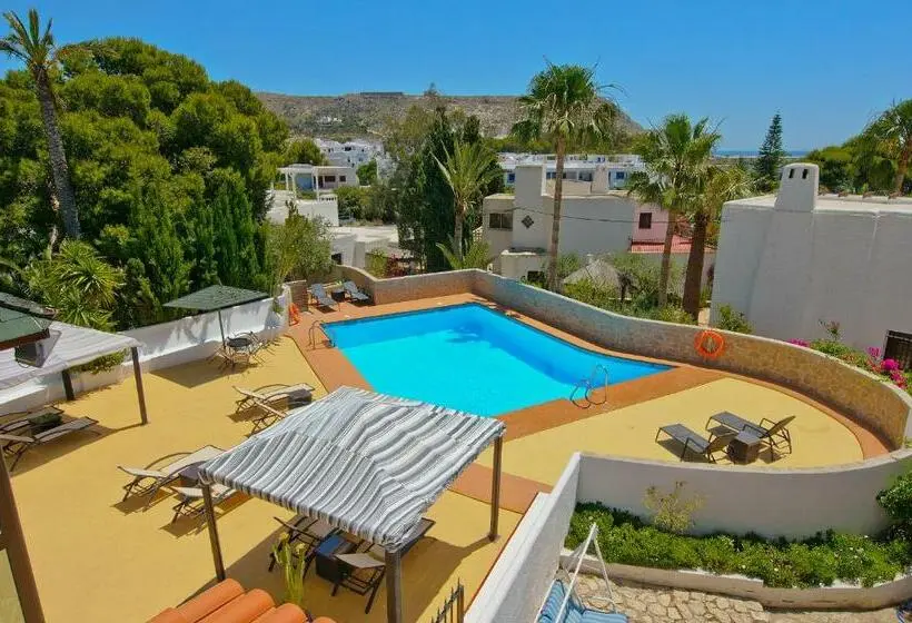 ベーシックルーム, Family Agua Amarga