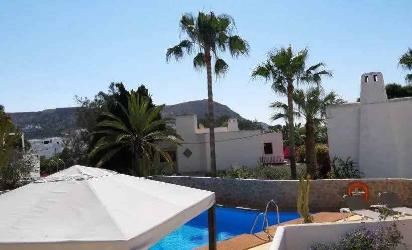 ベーシックルーム, Family Agua Amarga
