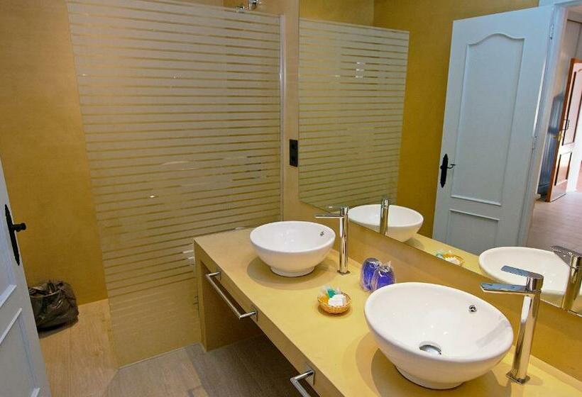 غرفة قياسية, Family Agua Amarga