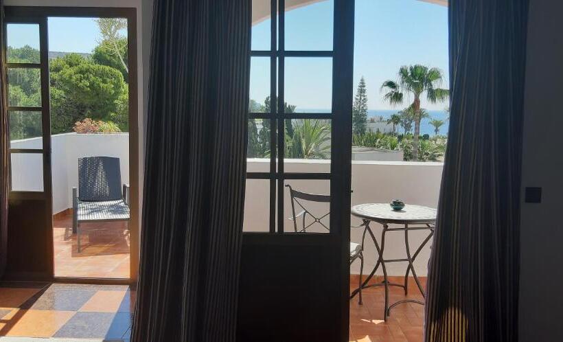 غرفة سوبيريور مطلّة علي البحر, Family Agua Amarga