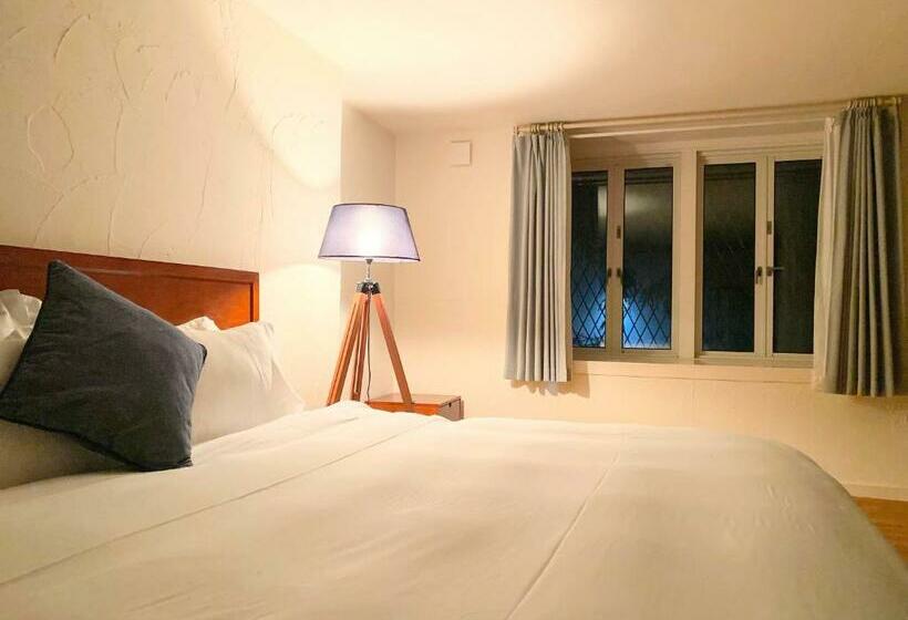 غرفة ديلوكس, Active Life Madarao