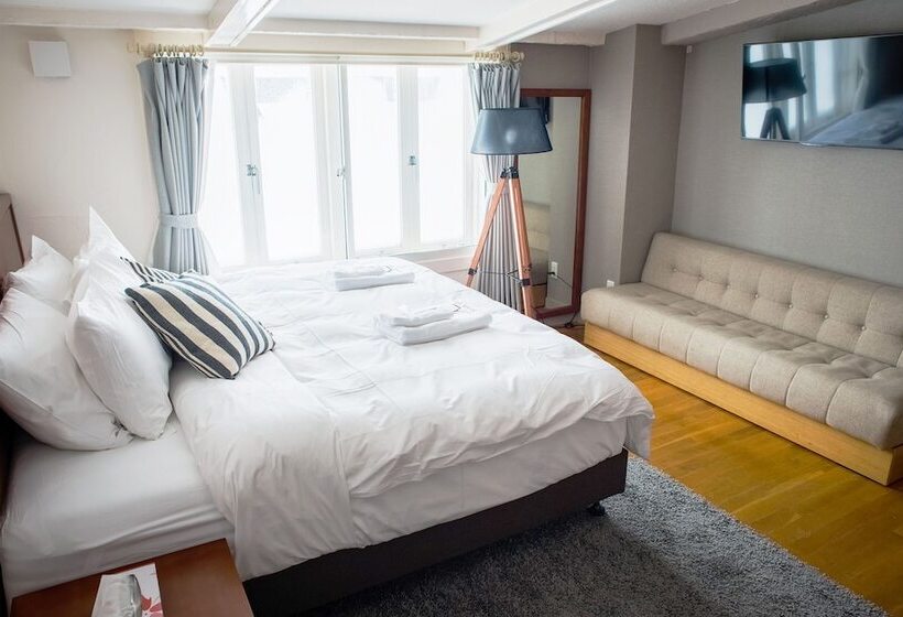 غرفة ديلوكس, Active Life Madarao