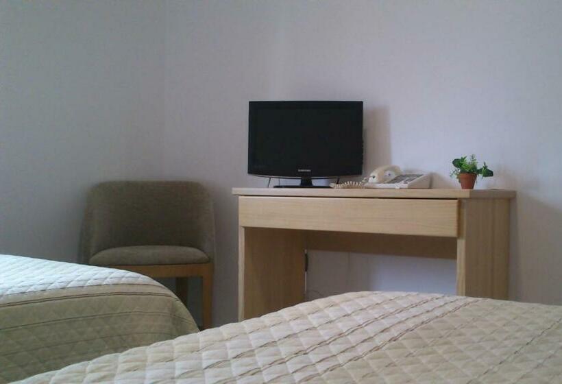 דירת חדר, Albanta