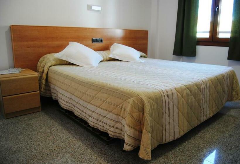 דירת חדר, Albanta