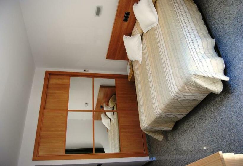 דירת חדר, Albanta