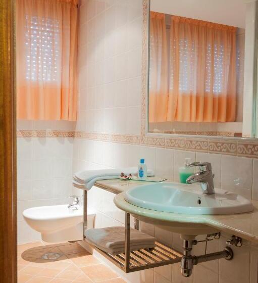 Четырехместный Номер Стандарт, Habitaciones Premium Finca La Casona
