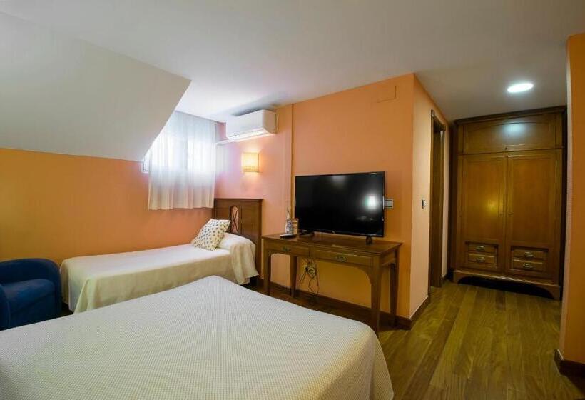 Номер Стандарт Трехместный, Habitaciones Premium Finca La Casona