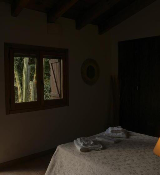 园景标准四人间, Hort De Fortunyo