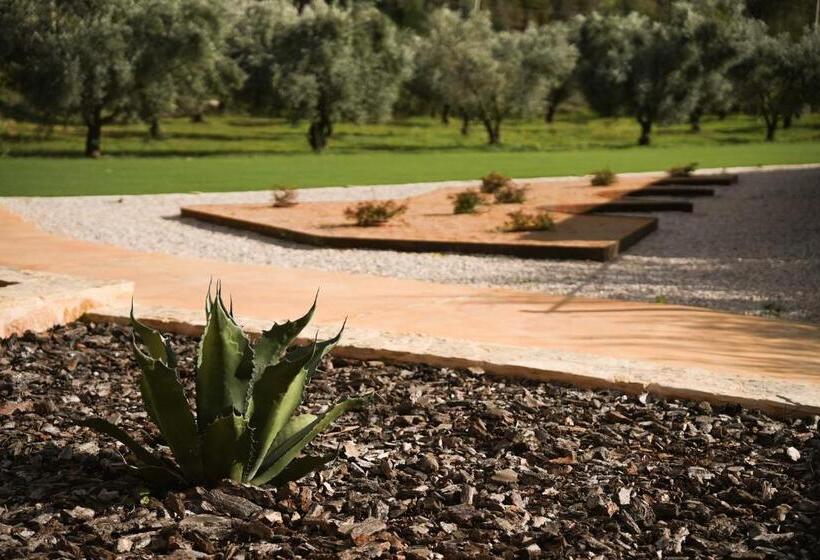 园景标准四人间, Hort De Fortunyo