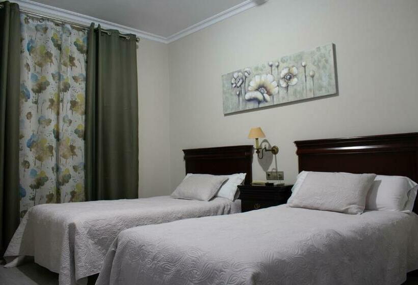 غرفة قياسية, La Morona