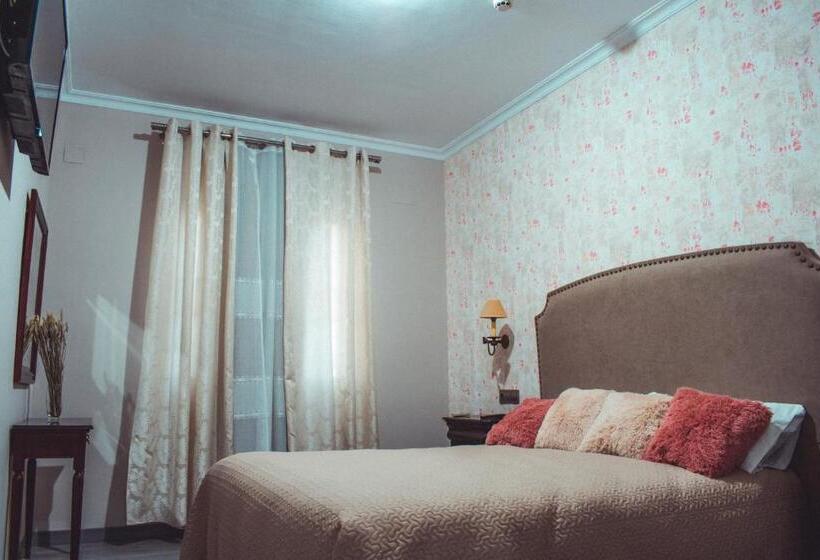 غرفة قياسية, La Morona