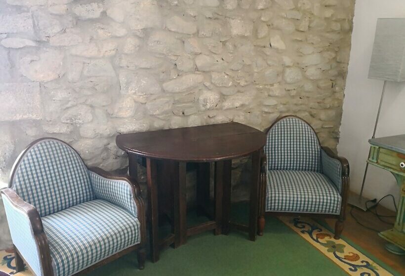 Номер Стандарт, La Pepa Maca