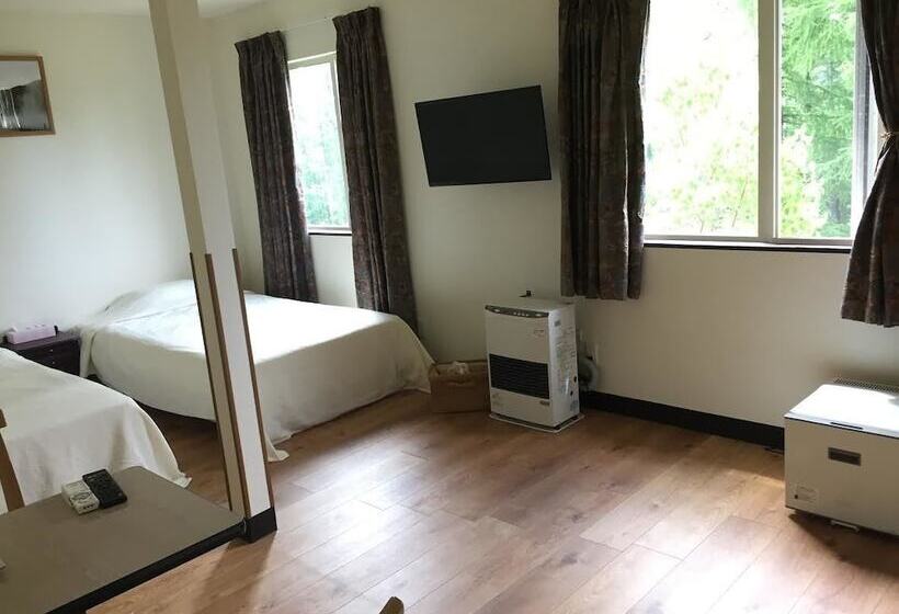 غرفة قياسية, Lodge Romulus