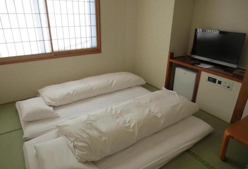 غرفة قياسية, Minatoya