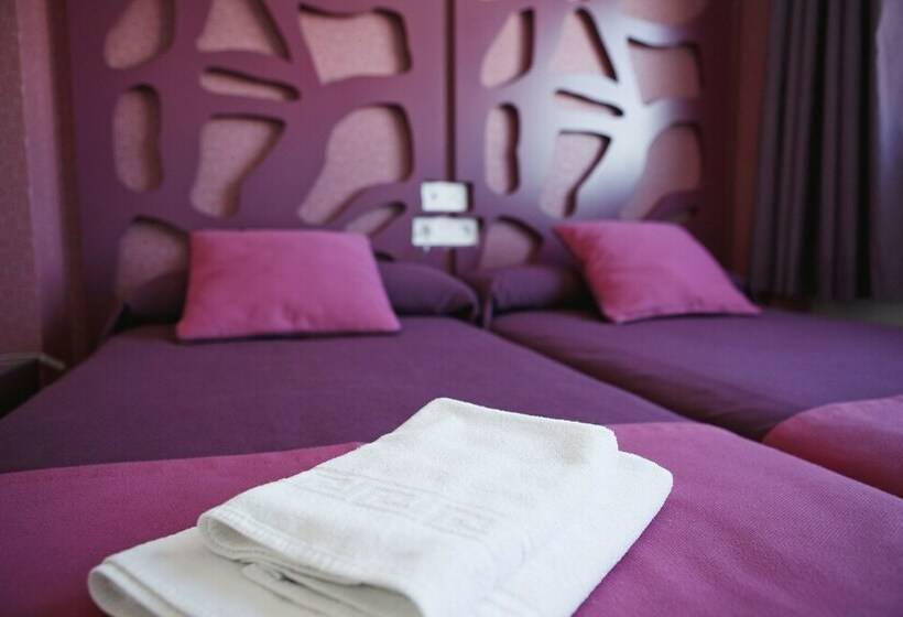 اتاق استاندارد, Apartahotel énfasis Group