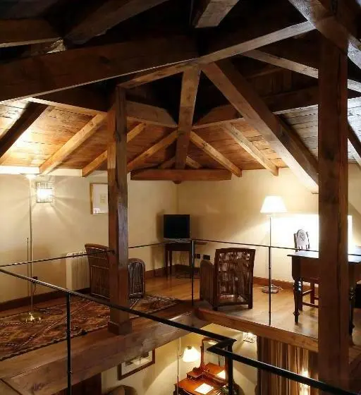 スイート, Rural Palacio De Prelo
