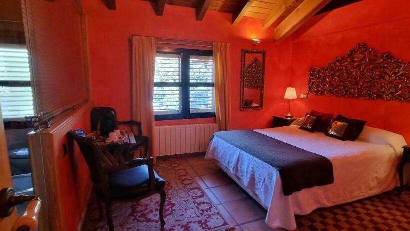 اتاق استاندارد با وان آب گرم, Sara De Ur