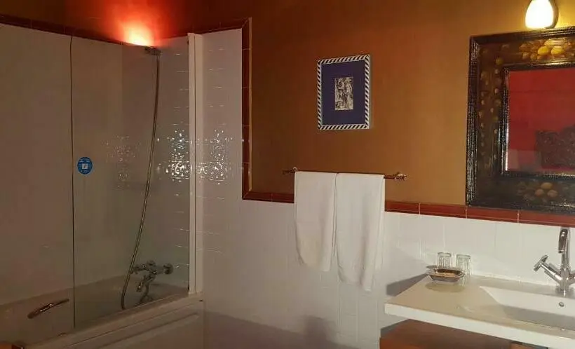 Habitació Estàndard amb Hidromassatge, Sara De Ur