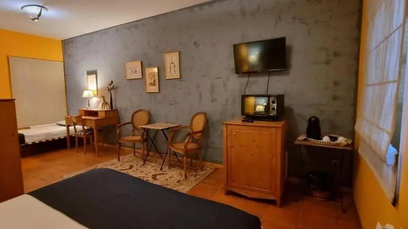Habitació Quàdruple Estàndard, Sara De Ur