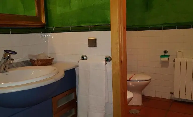 Habitació Triple Estàndard, Sara De Ur