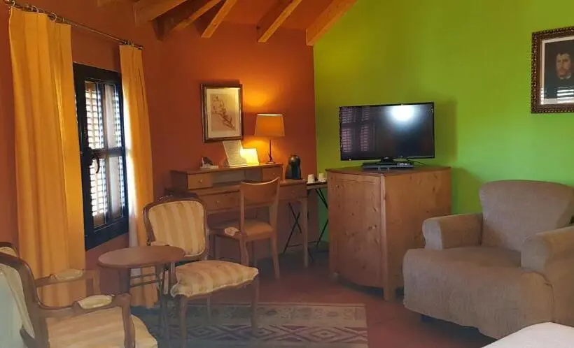 Habitació Triple Estàndard, Sara De Ur