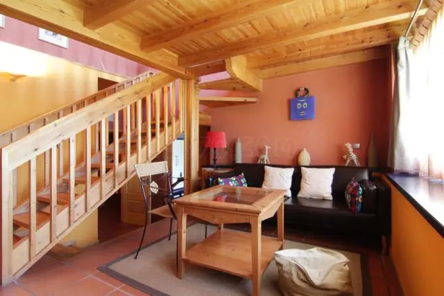 Suite Dúplex, Sara De Ur